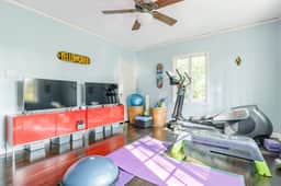 Luxury 3BD Ensuite /4.5BA Pool, Spa, Gym, Theatre