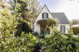 Holly Cottage