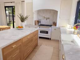 Peace, Love & Laurel Canyon | Chic Hills Retreat - Image 5