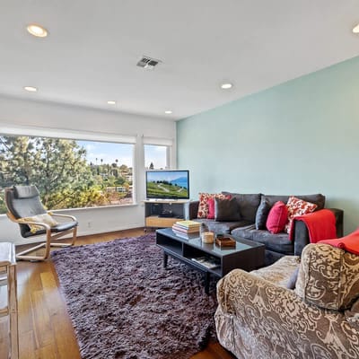Silverlake Haven|2BR Retreat|Remote work friendly