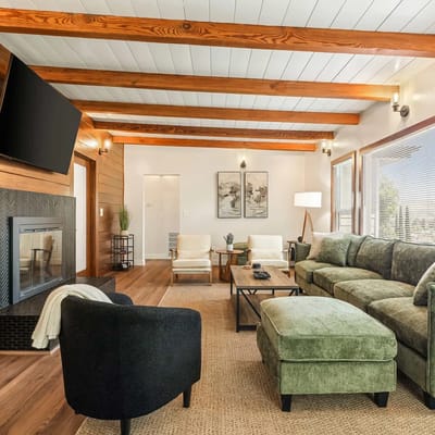 Private Eagle Rock 3BR | Patio, Fireplace